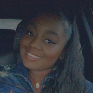 Meet your Posher, Deneisha